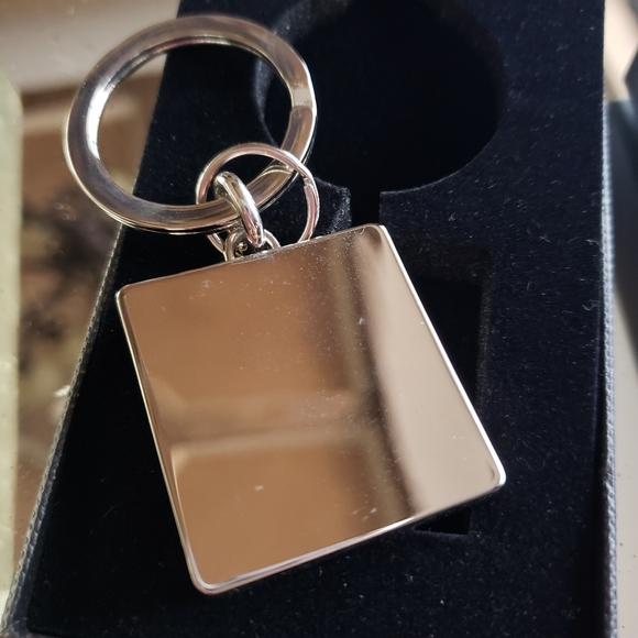 BMW genuine photo keychain. RARE - Picture 3 of 3